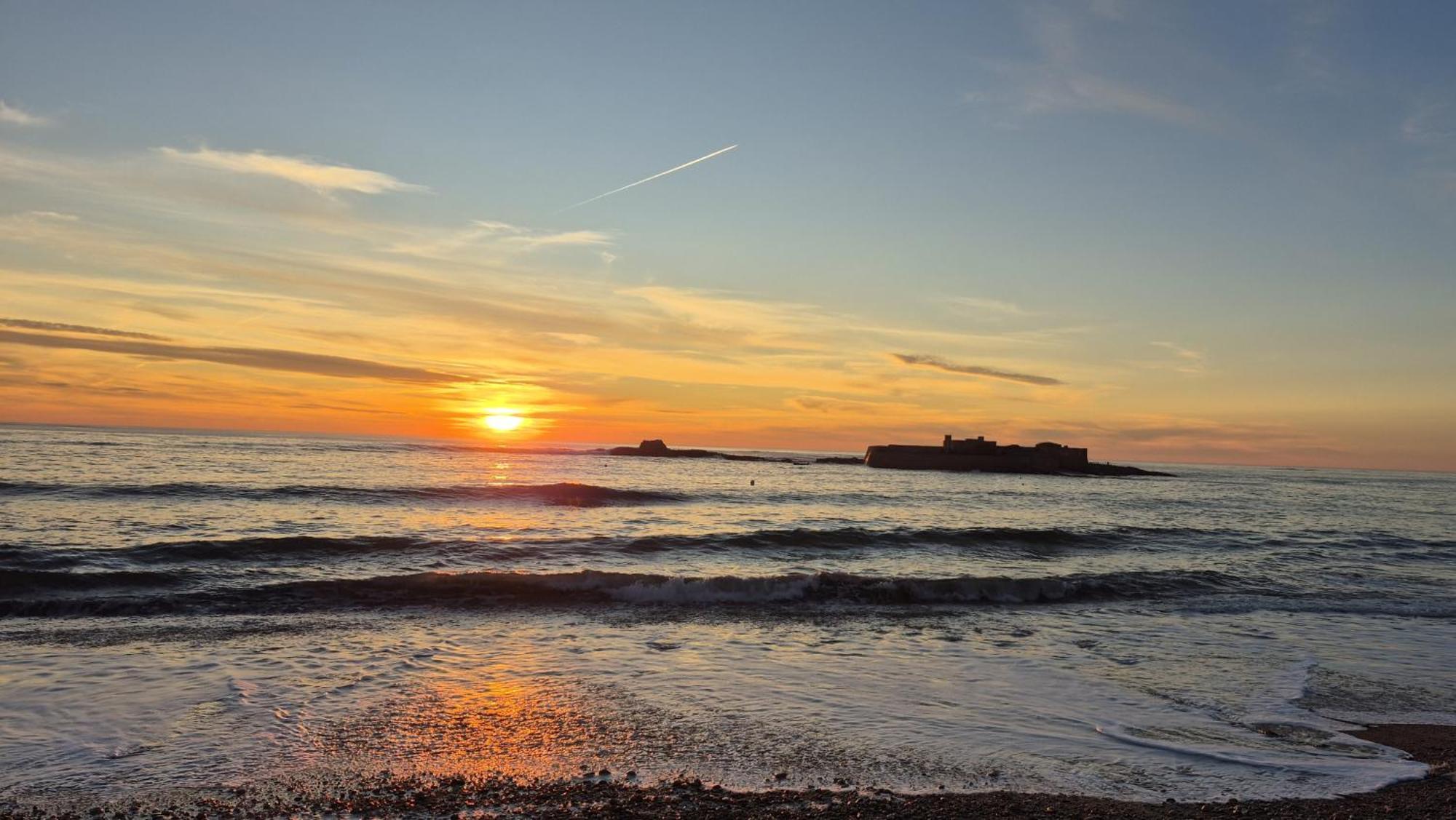 T3 “Groix“- 50 M De La Plage De Fort Bloque/プロムール エクステリア 写真